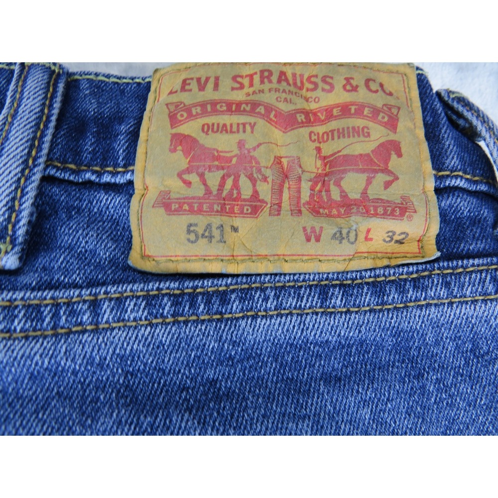 Levi 541 Men's  Athletic Taper Fit Jeans W40 L32 Blue Denim Bootcut city‎ - Picture 8 of 9